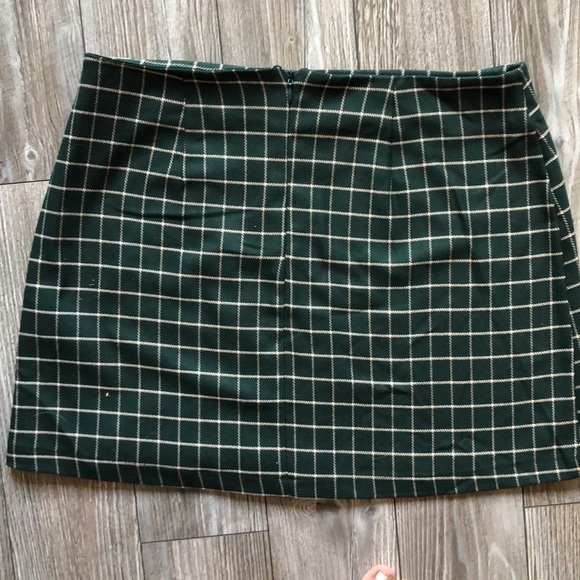 Urban Outfitters plaid skirt high-waisted - Picture 5 of 6